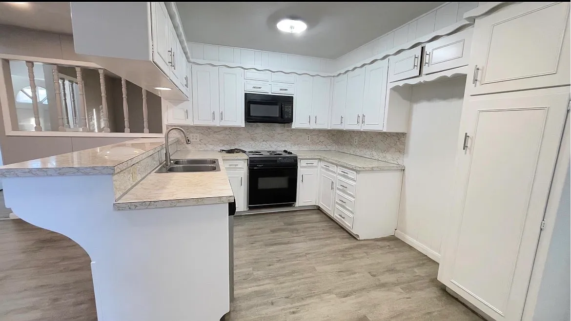 Building Photo - 1700 Sagebrush Trl