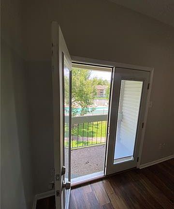 3rd image of 108 Parkview Blvd