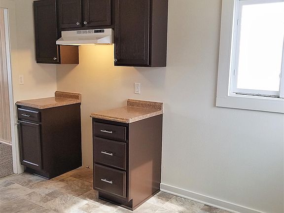 3rd image of 6925 W Sheridan Ave