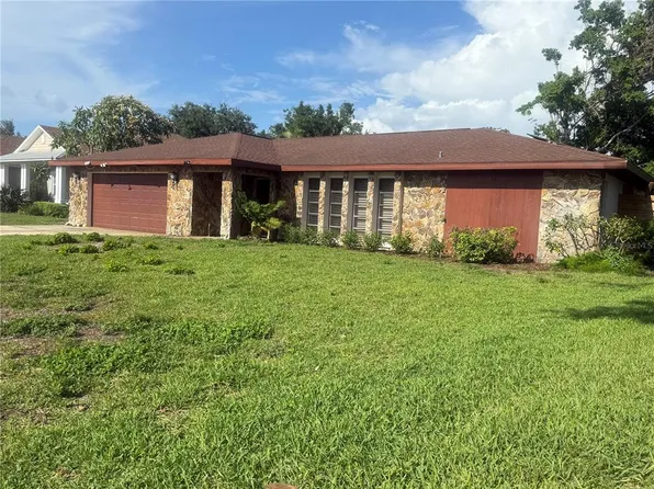 117 Hillcrest Dr, Bradenton, FL 34209