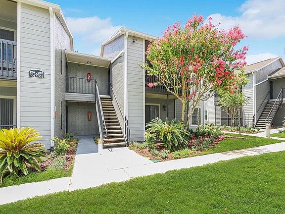 4th image of 3732 Idlebrook Cir APT 110