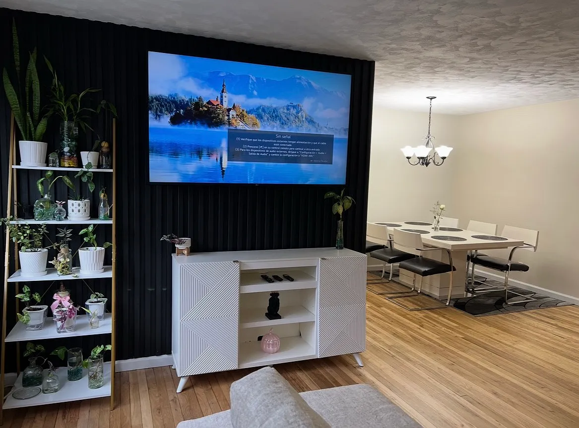 1 bed, 750 sqft, $2,200 — Photo 1