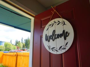 1017 Pecks Dr APT A, Everett, WA 98203