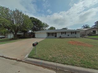 13 NW 58th St, Lawton, OK 73505