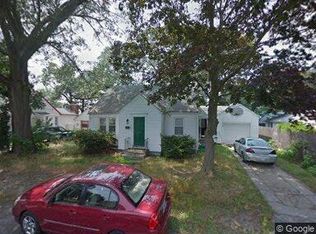 137 George Arden Ave, Warwick, RI 02886