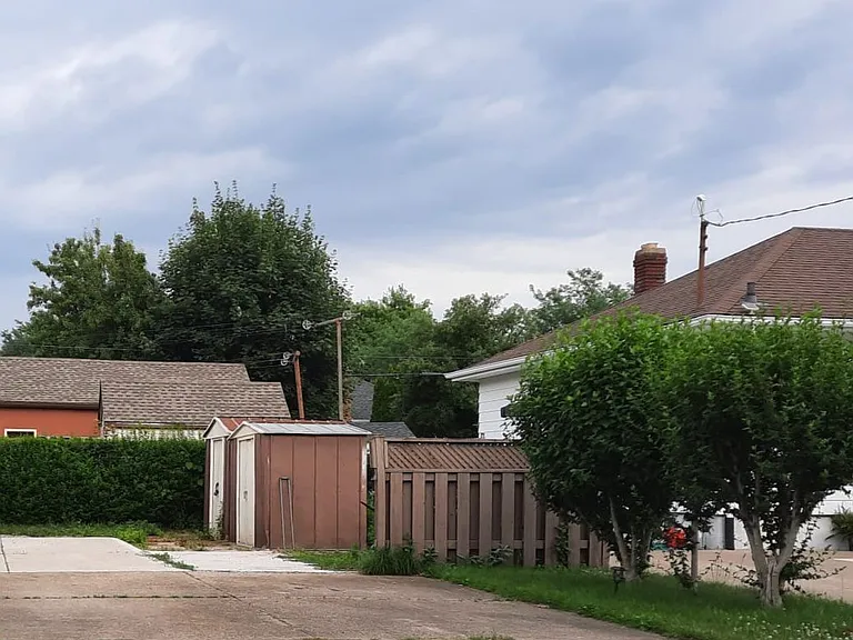 92 Margery Ave — Photo 3