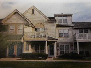 203 Foxmeadow Dr, Royersford, PA 19468