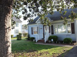 1907 Hayes Rd, Gloucester Point, VA 23062