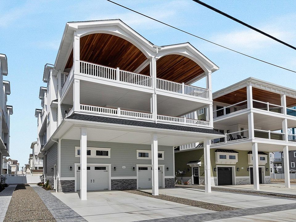 1st image of 223 40th St E #Sea