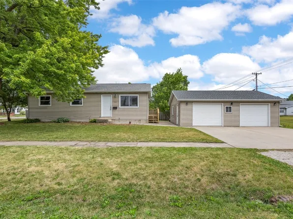 501 E 12th St, Vinton, IA 52349