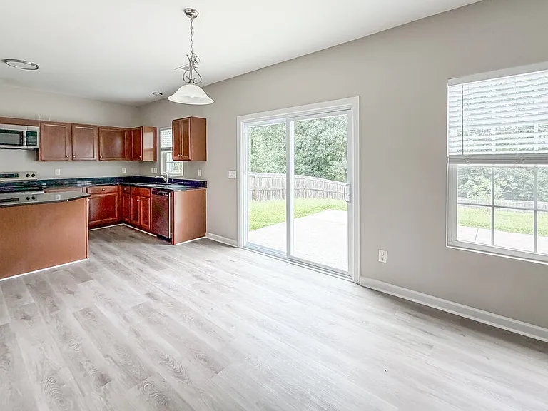 2653 Jordan Ridge Dr — Photo 5