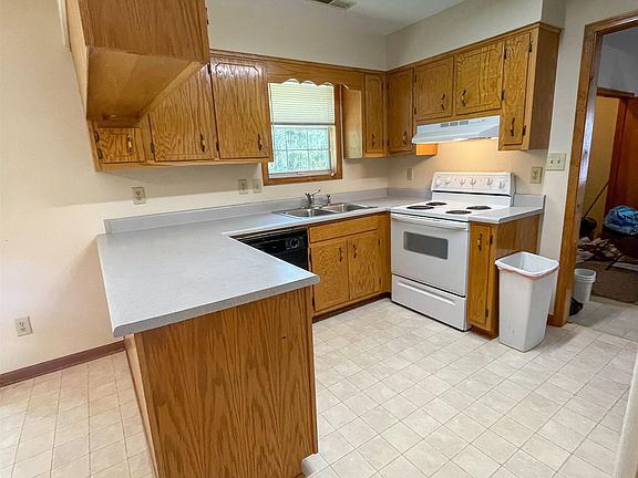 4th image of 1706 County Road 559
