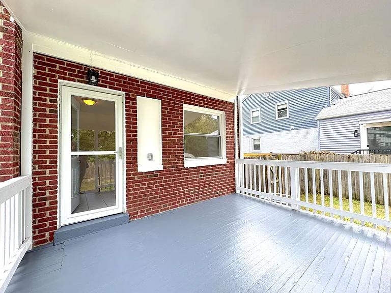 5700 Fenwick Dr — Photo 16