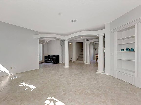 4th image of 6012 Laurel Creek Trl