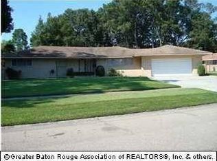 8235 Harry Dr, Baton Rouge, LA 70806