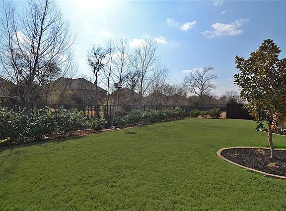 2nd image of 3003 Nathan Dr