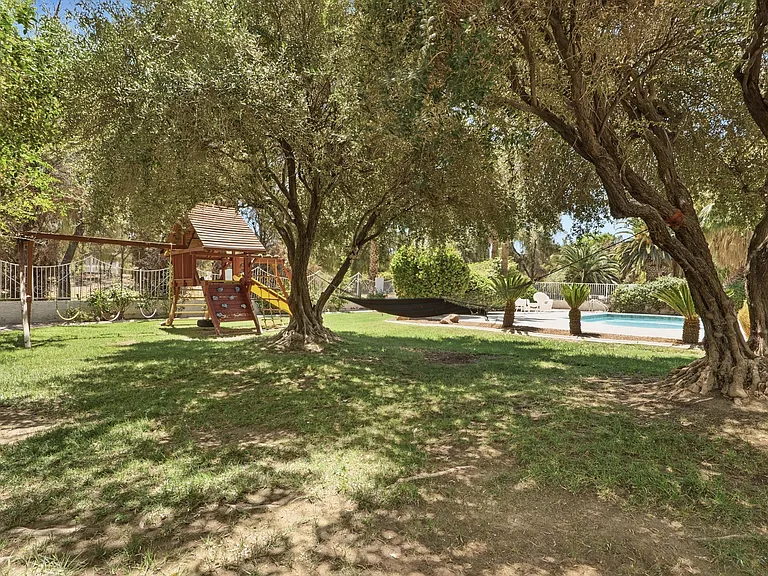 #GuardianRealty 3007 La Mesa Dr 1 story mid-centry modern henderson rental home luxury community park_07102026