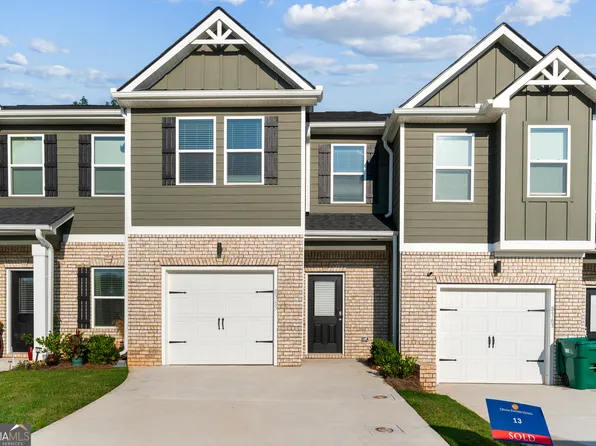 8365 Columbia Ct, Palmetto, GA 30268