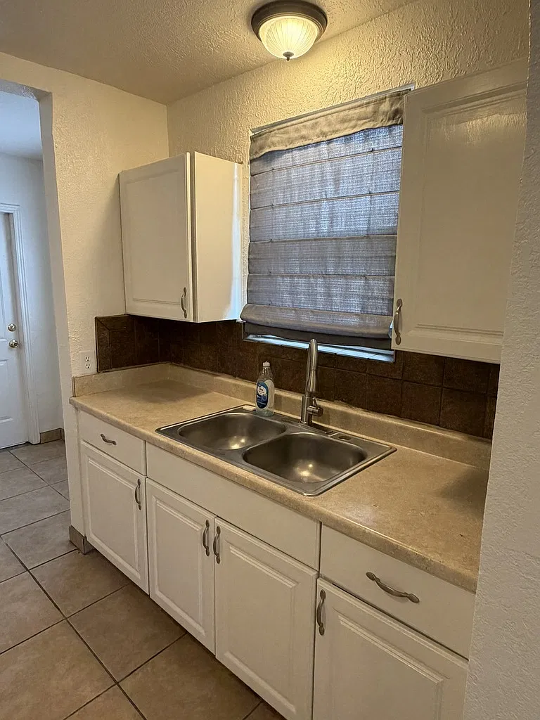 2126 E. Harvard Street - A — Photo 3