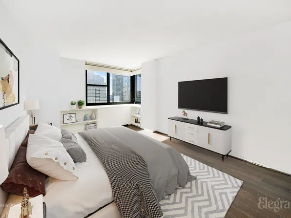 340 East 93rd Street image 2 of 13