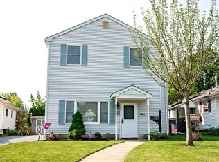 20 Saint Peters Pl, Keyport, NJ 07735