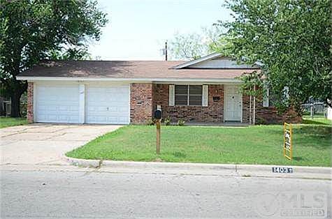 2nd image of 1403 SE 18th St