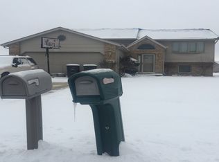 2961 Diamond Dr, Hobart, IN 46342
