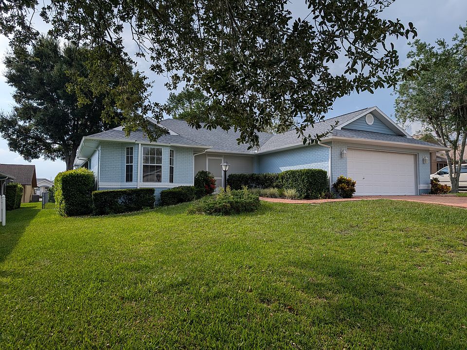 Front of 4224 N Stanwyck Terrace