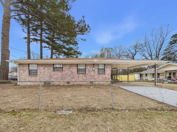 365 Ash St, Conway, AR 72034