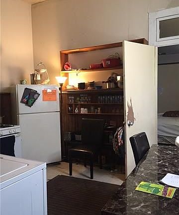 4th image of 704 9th St