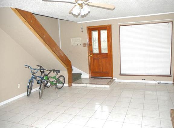 5th image of 2605 Santiago Ct