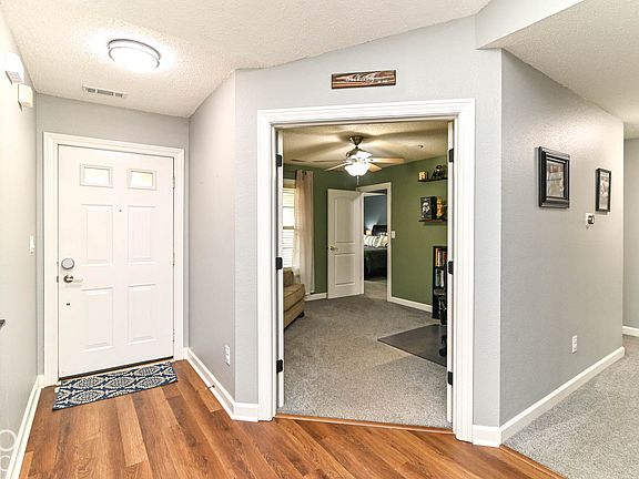 4th image of 10855 Coventry Ct