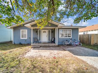 202 S Ora St, Pryor, OK 74361