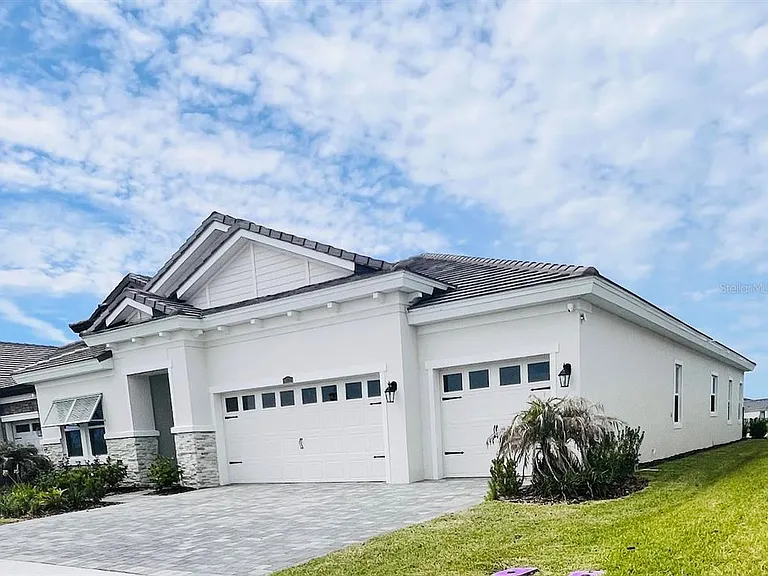 9632 Surrey Rose Dr — Photo 1