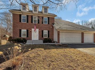 8265 Narcissus St, Victoria, MN 55386