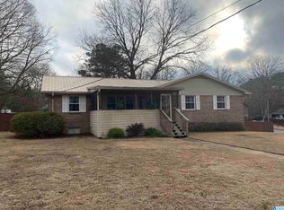 6766 Sunny Dell Dr, Bessemer, AL 35023