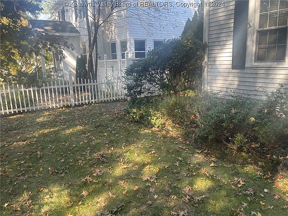 2nd image of 4112 Noyes Ave