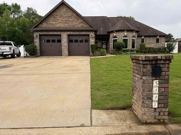 3117 Stonehenge Dr, Searcy, AR 72143