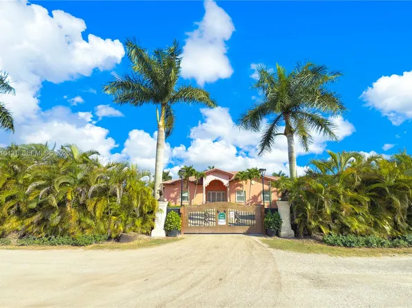 20455 SW 154th Ave, Miami, FL 33187