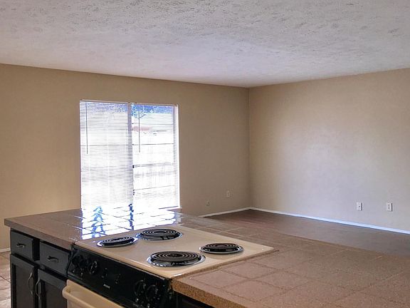 4th image of 5312 Yager Dr