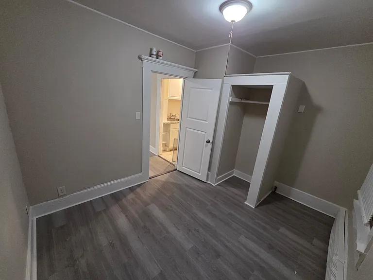 1441 Pleasant St #2 — Photo 4