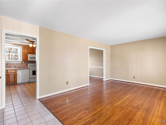 4th image of 4200 Donaldwood Dr