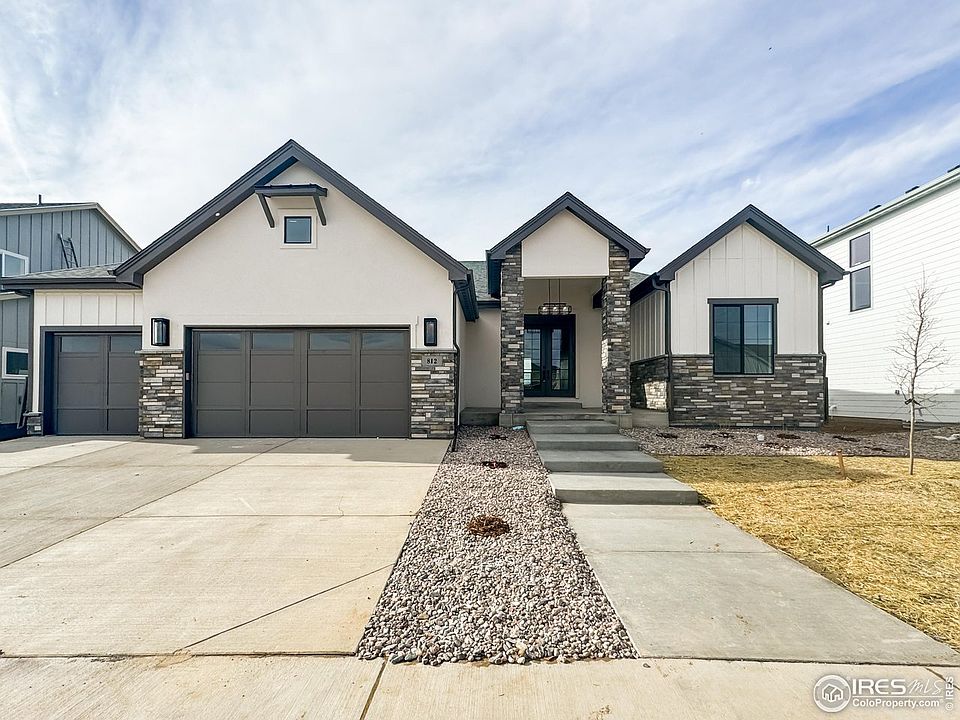 1st image of 812 Canoe Birch Dr