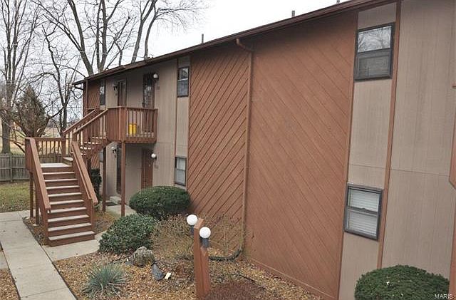 1st image of 135 Ashley Dr