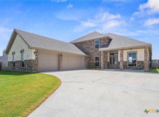 215 Overlook Trl, Copperas Cove, TX 76522