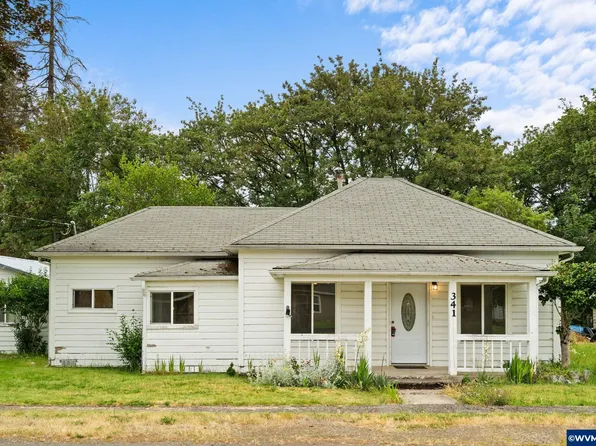 341 SW Ivy St, Mill City, OR 97360