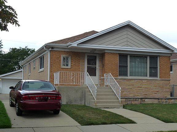 2nd image of 4912 N Newcastle Ave