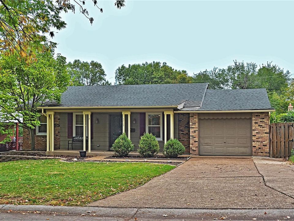 1st image of 5715 Langley Ave