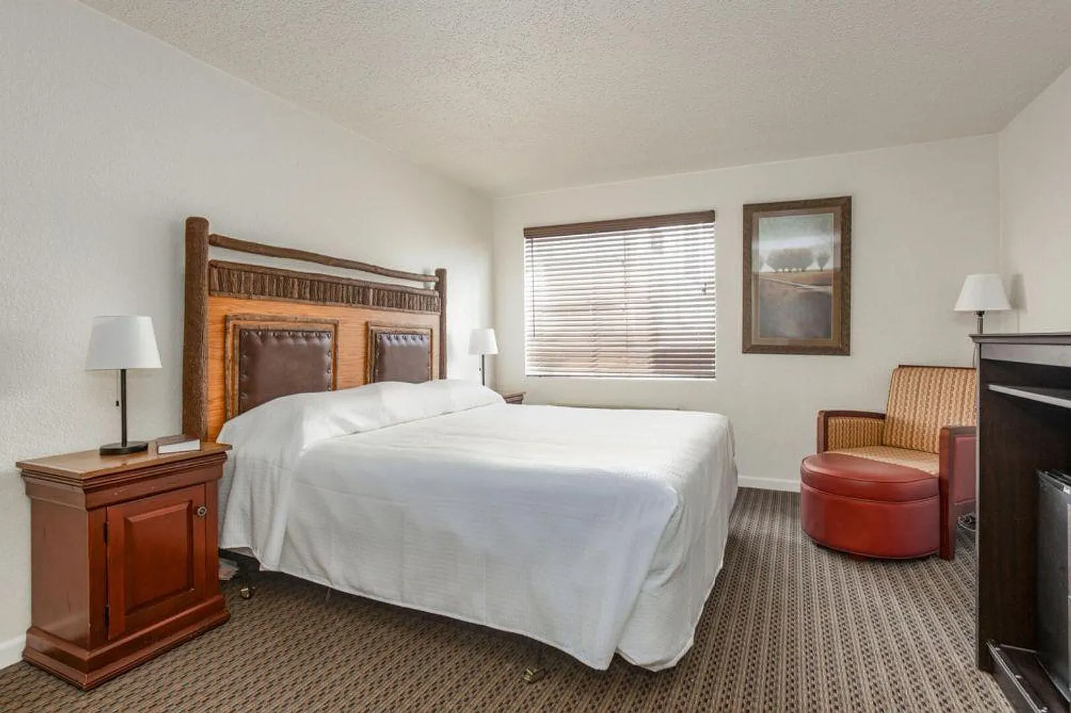 Studio, 1.0 bath, 387 sqft, $1,770 — Photo 2