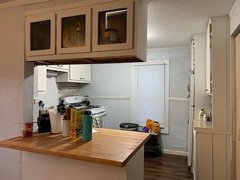 2nd image of 311 Northern Ave